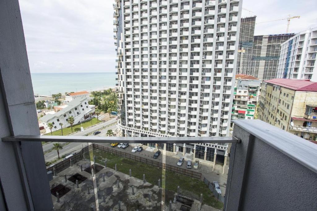 Apartment On Sherif Khimshiashvili Street 15B Batum Dış mekan fotoğraf