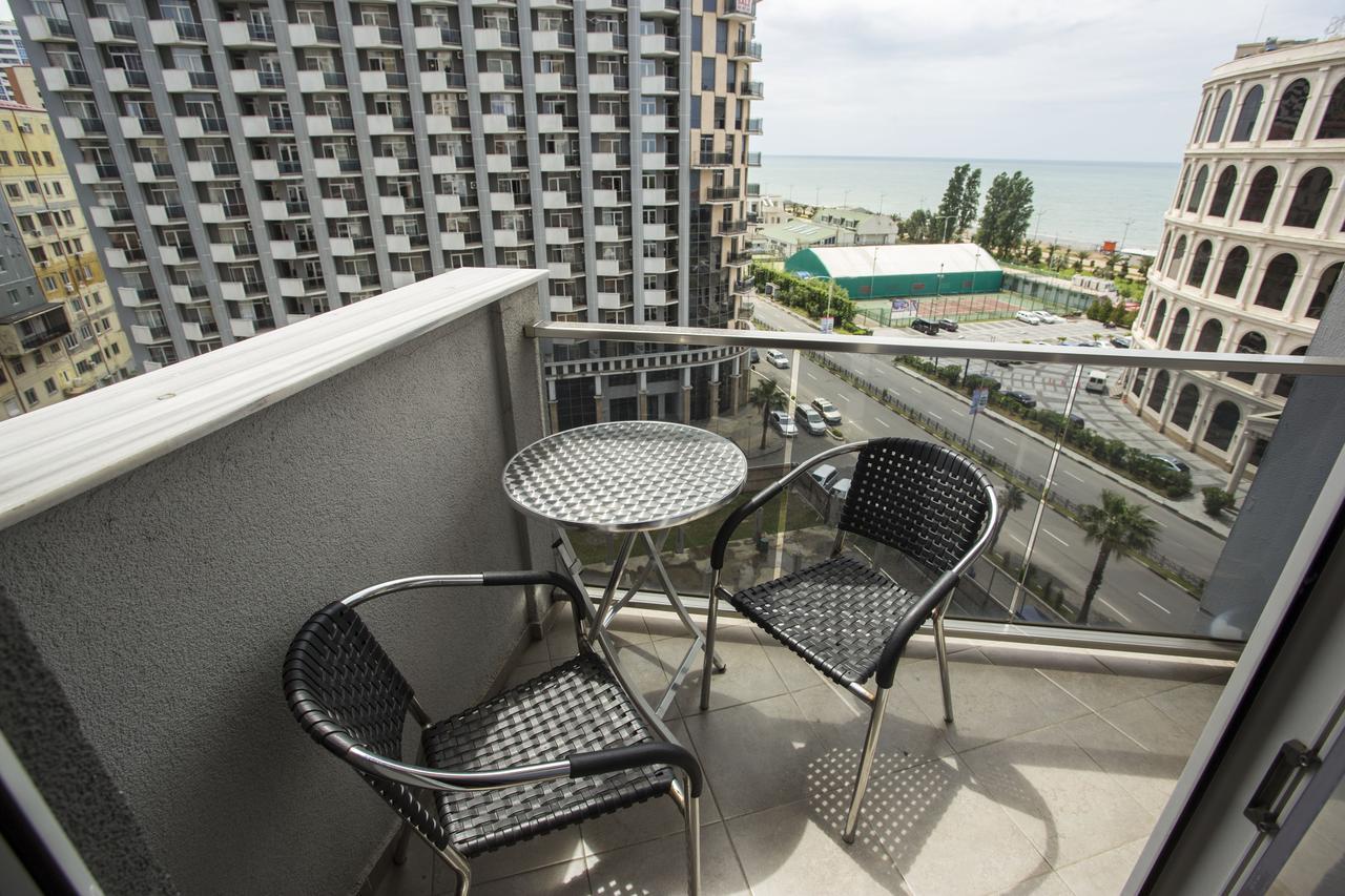 Apartment On Sherif Khimshiashvili Street 15B Batum Dış mekan fotoğraf