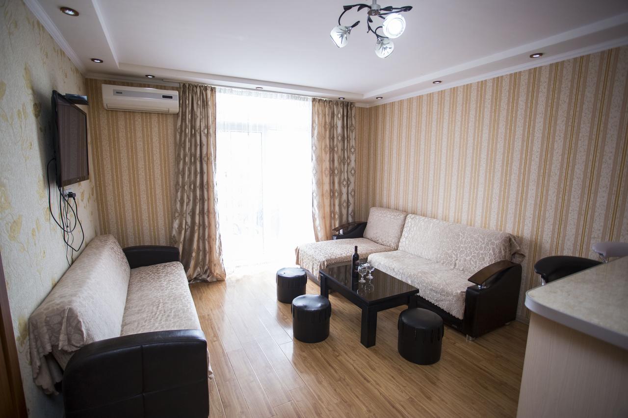 Apartment On Sherif Khimshiashvili Street 15B Batum Dış mekan fotoğraf